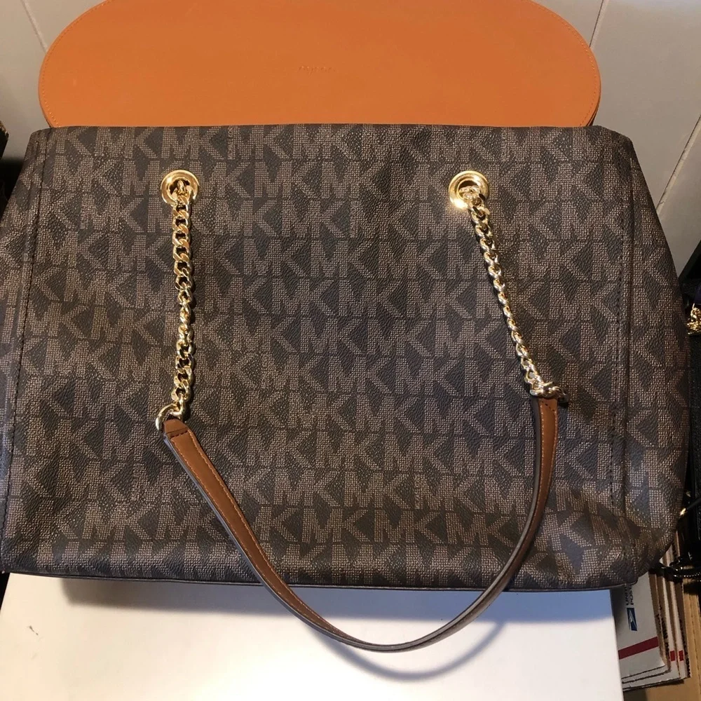 NWOT Michael Kors large logo brown and tan bag gold chain handles 10x15x5
